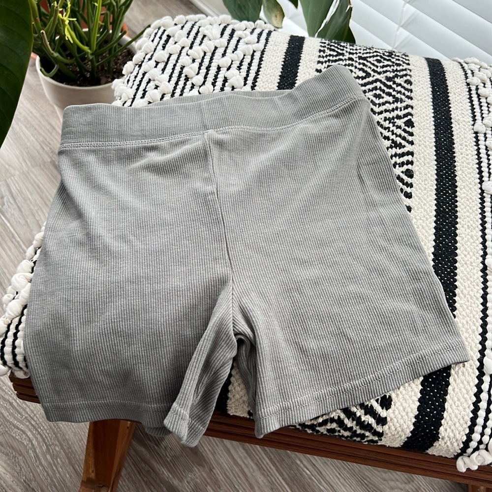 NWOT TALENTLESS Gray Bike Shorts